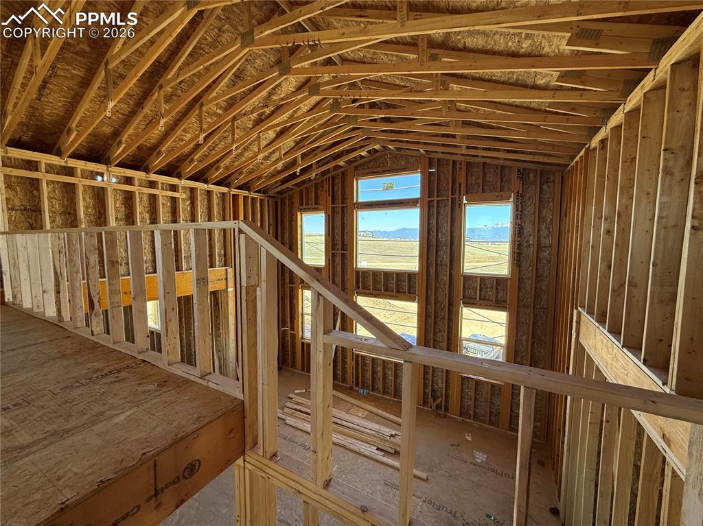 Image 11 of 24: Loft