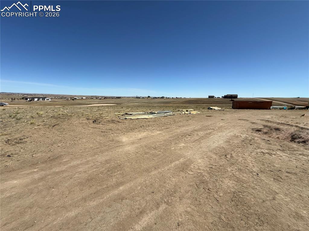 Image 20 of 24: View