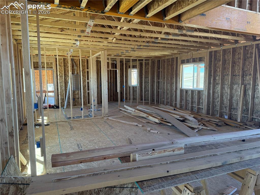 Image 8 of 24: Kitchen