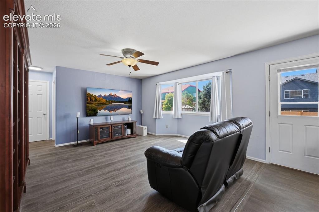 Image 11 of 29: Living Room