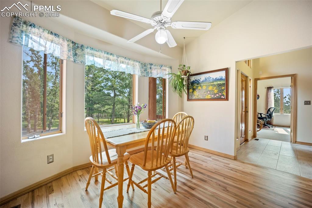 Image 17 of 50: Breakfast Bay with garden views