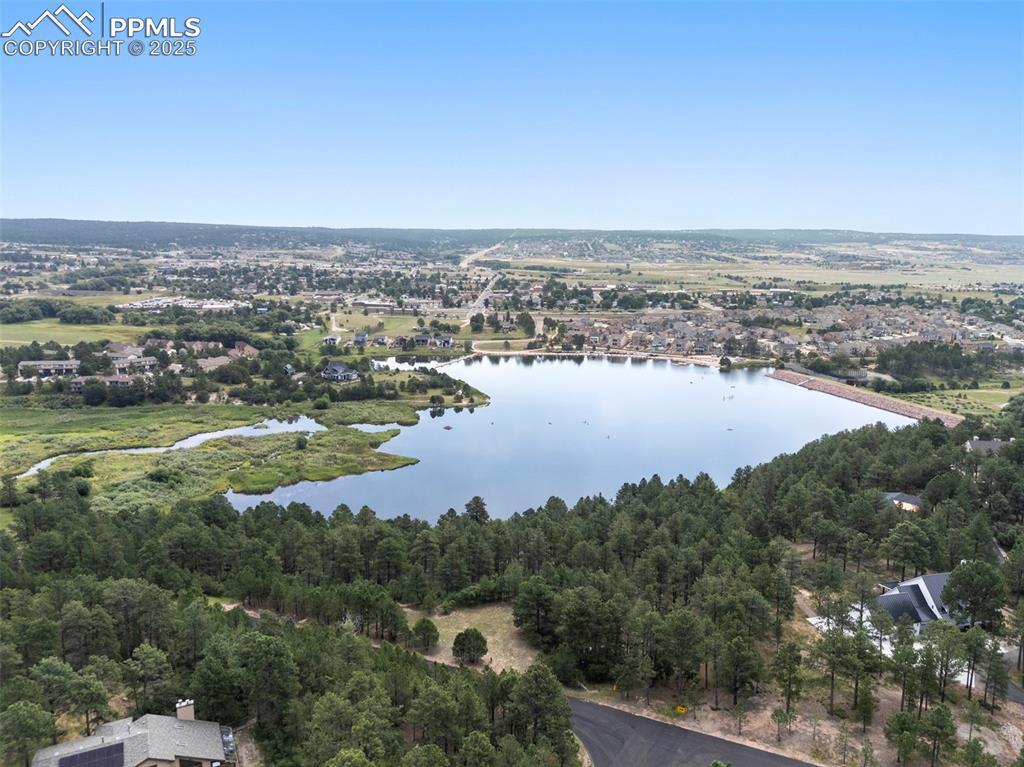 Image 4 of 50: Enjoy water activities on nearby Monument Lake