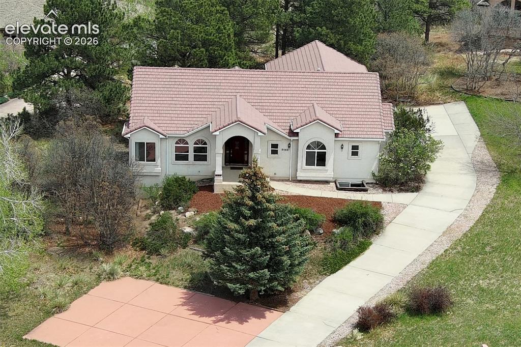 Image 1 of 50: Front of Structure