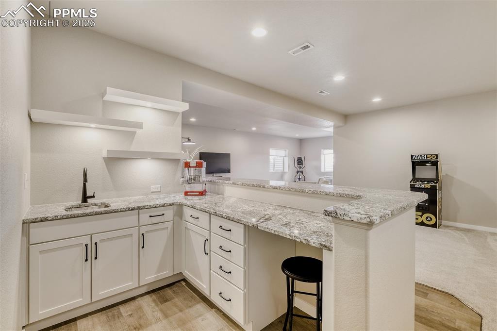 Image 34 of 44: Floor Plan