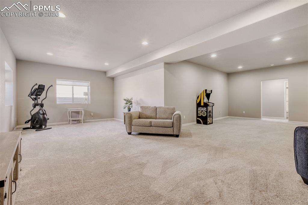 Image 35 of 44: Family Room