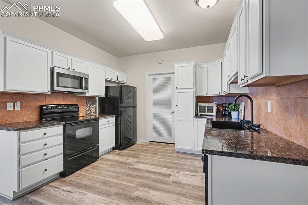 Image 11 of 24: No Description Available