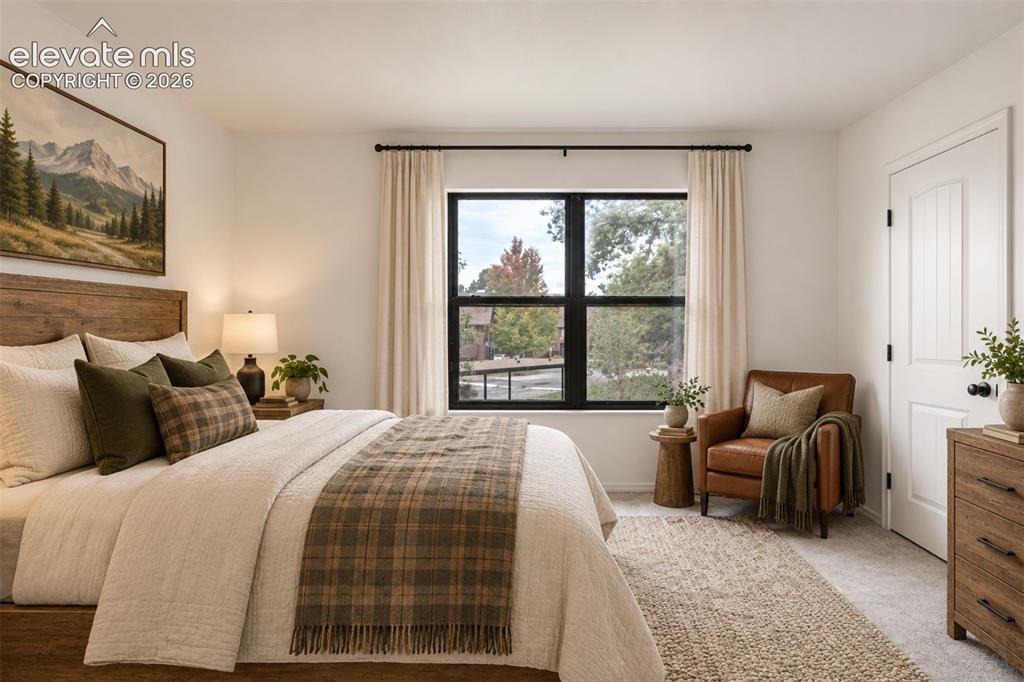 Image 39 of 50: Master Bedroom