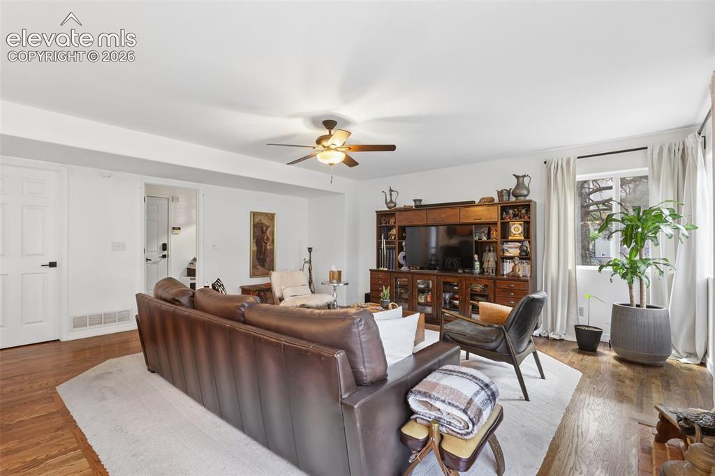 Image 11 of 27: lMain level family/great room with gas fireplace