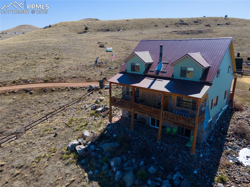 Image 24 of 50: Back of Structure