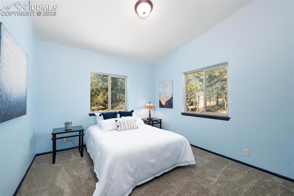 Image 14 of 43: Bedroom