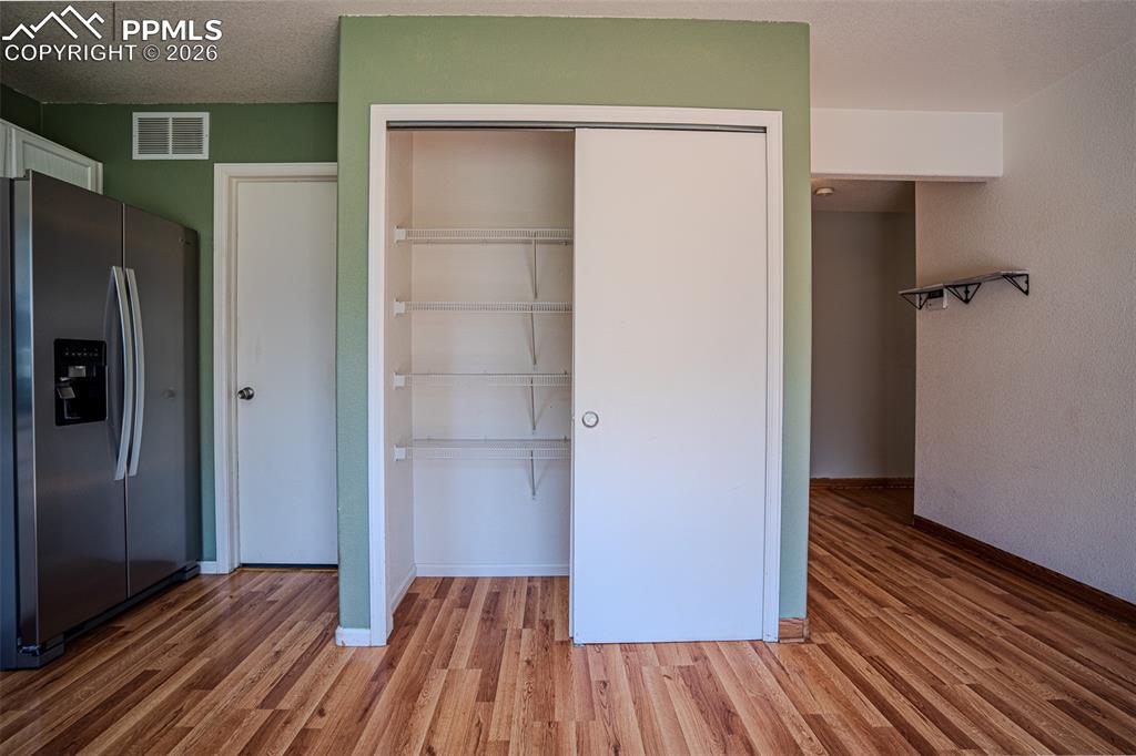 Image 14 of 27: Closet