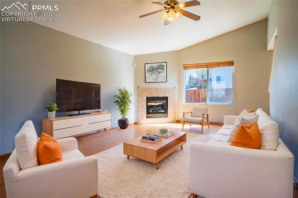 Image 8 of 27: Virtually Staged