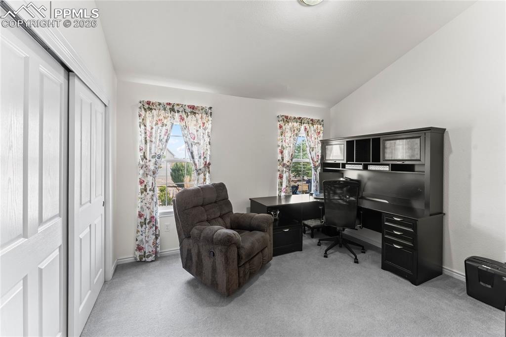 Image 15 of 47: Bedroom