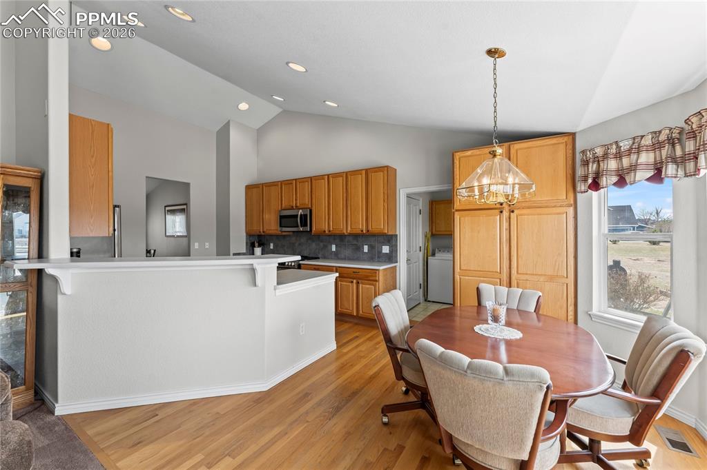 Image 6 of 47: Breakfast Area