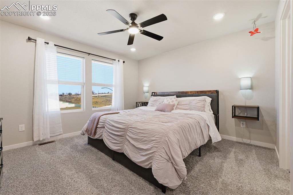 Image 24 of 38: Bedroom