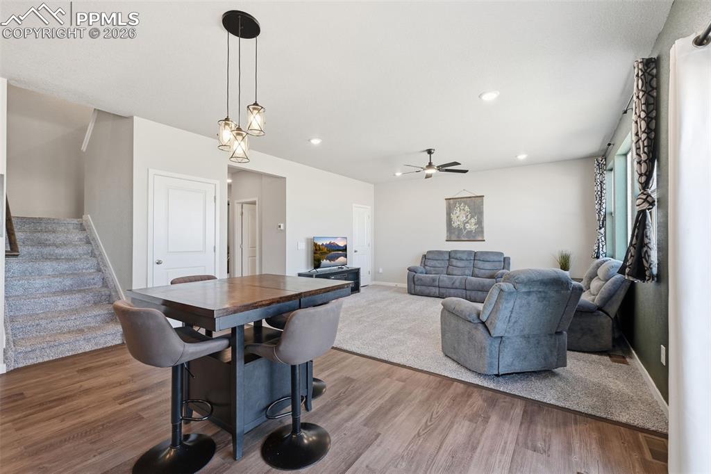 Image 3 of 38: Dining Area