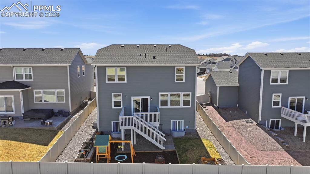 Image 36 of 38: Back of Structure