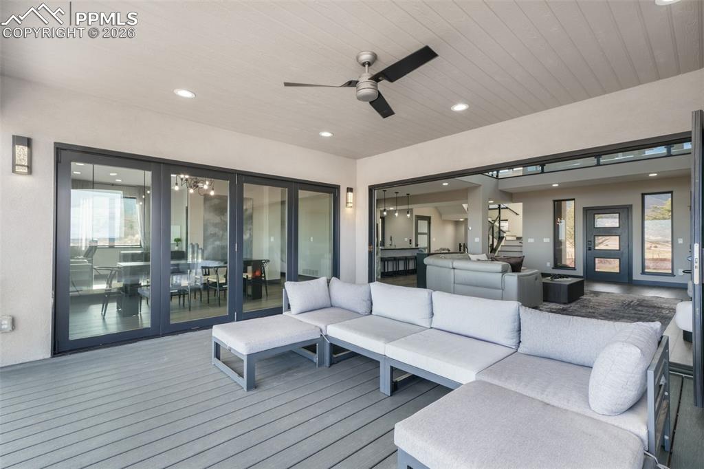 Image 11 of 49: Living Room