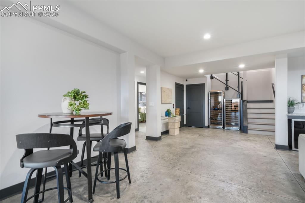 Image 40 of 49: Living Room