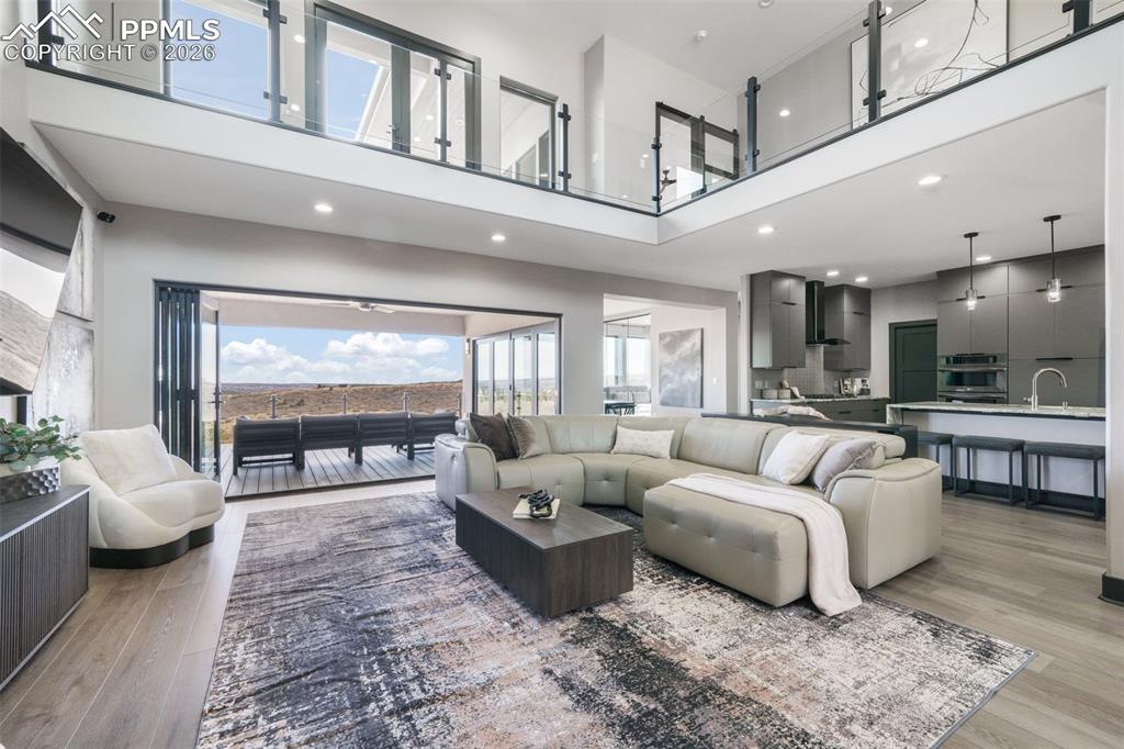 Image 8 of 49: Front of Structure