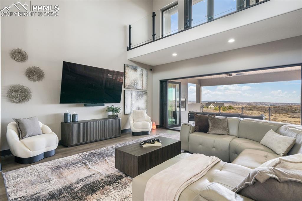 Image 9 of 49: Front of Structure