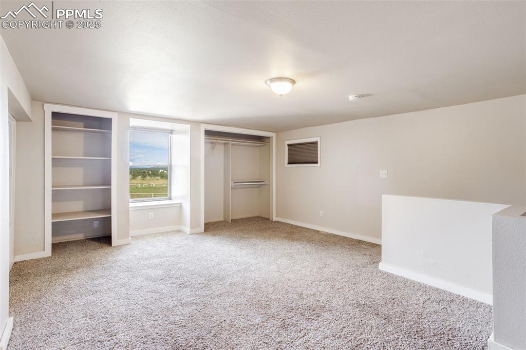 Image 28 of 49: Bedroom