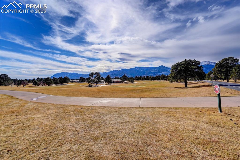 Image 18 of 20: View