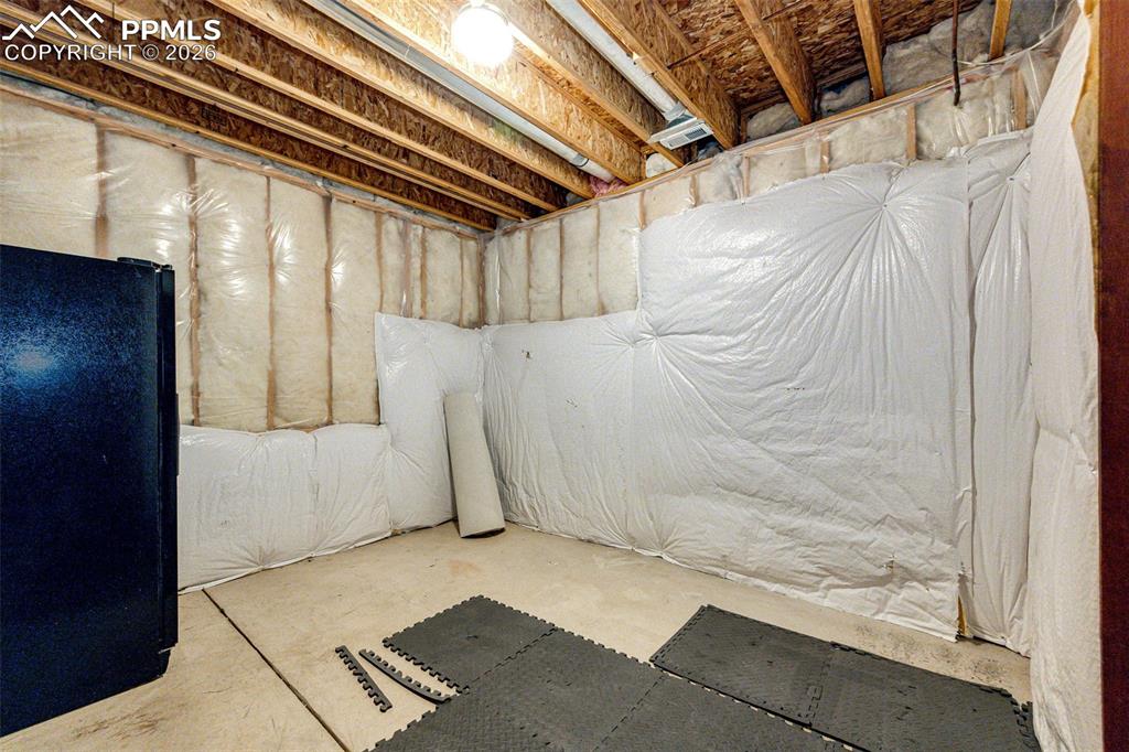 Image 40 of 49: extra storage