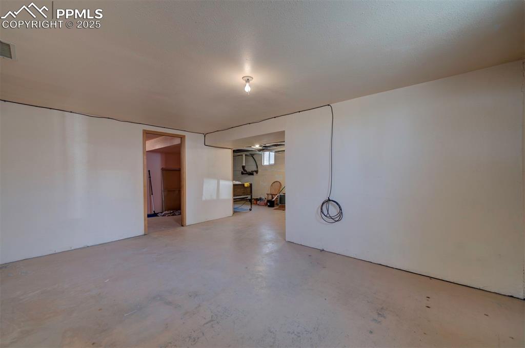 Image 19 of 22: Basement