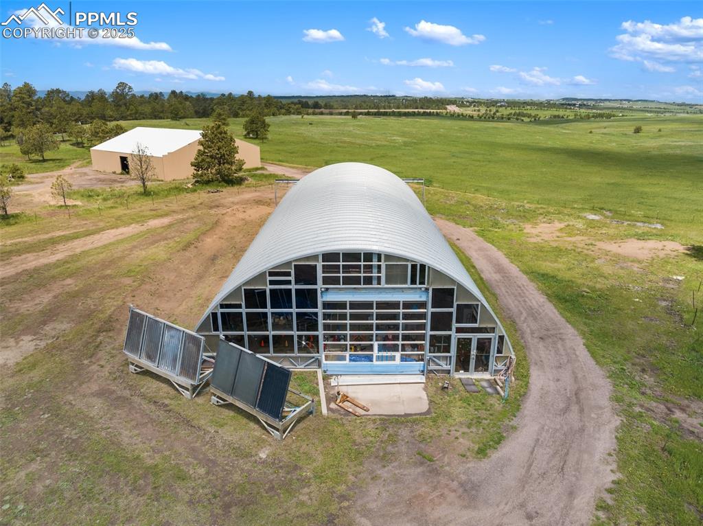 Image 27 of 35: Quonset Hut 