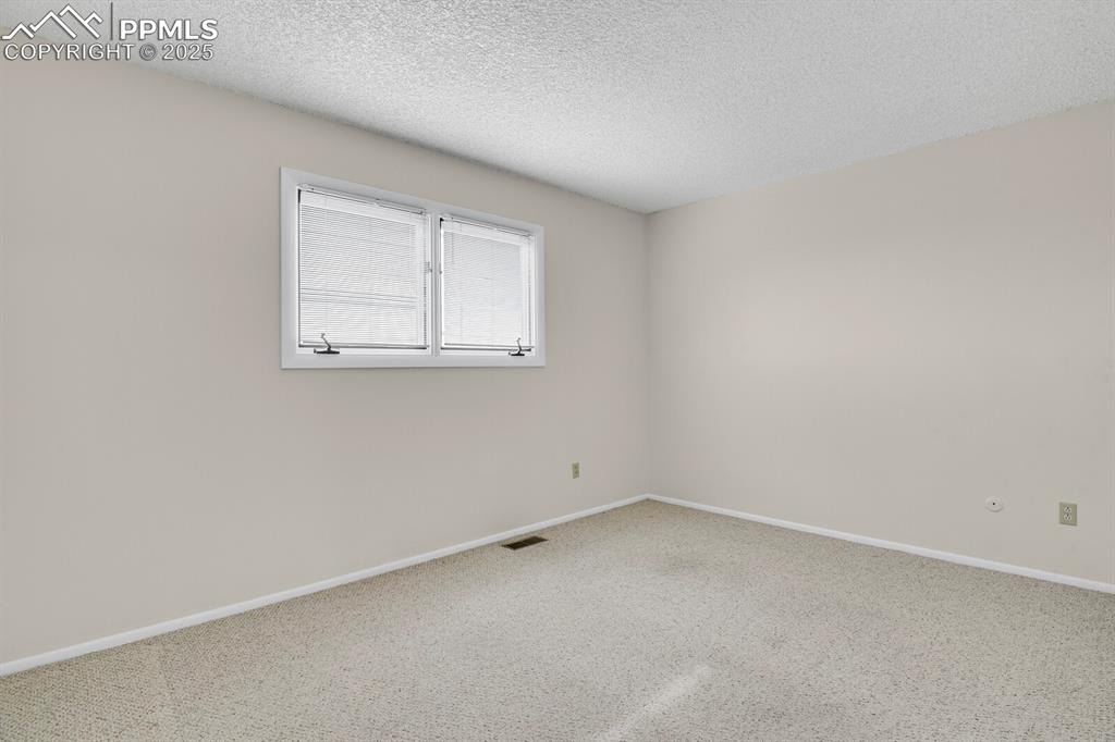 Image 22 of 45: Upper Level Bedroom 2