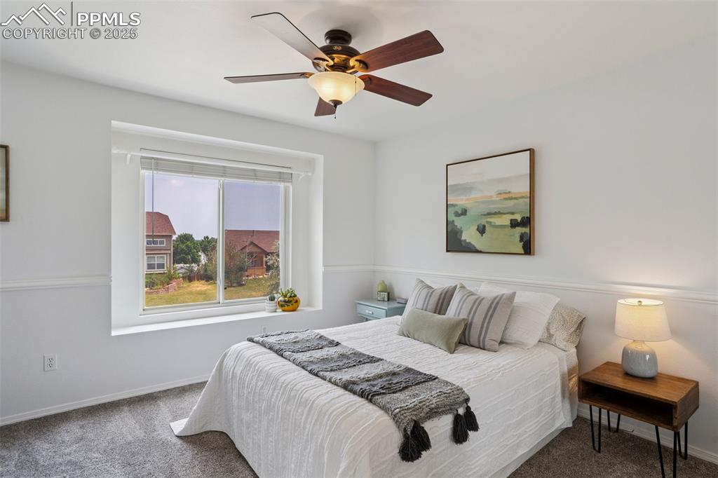 Image 21 of 40: Upstairs bedroom