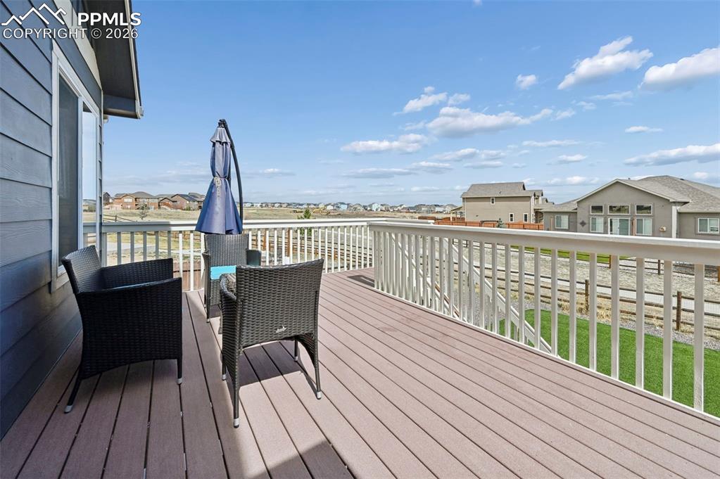 Image 17 of 47: Deck