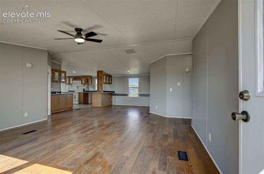 Image 13 of 46: Living Room