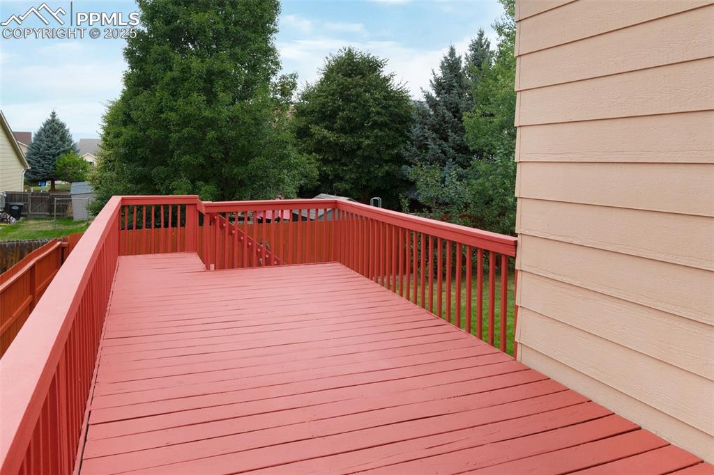 Image 42 of 42: Deck