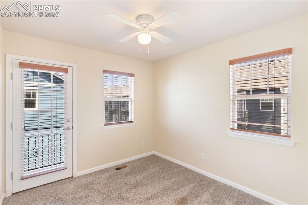 Image 23 of 34: East side bedroom