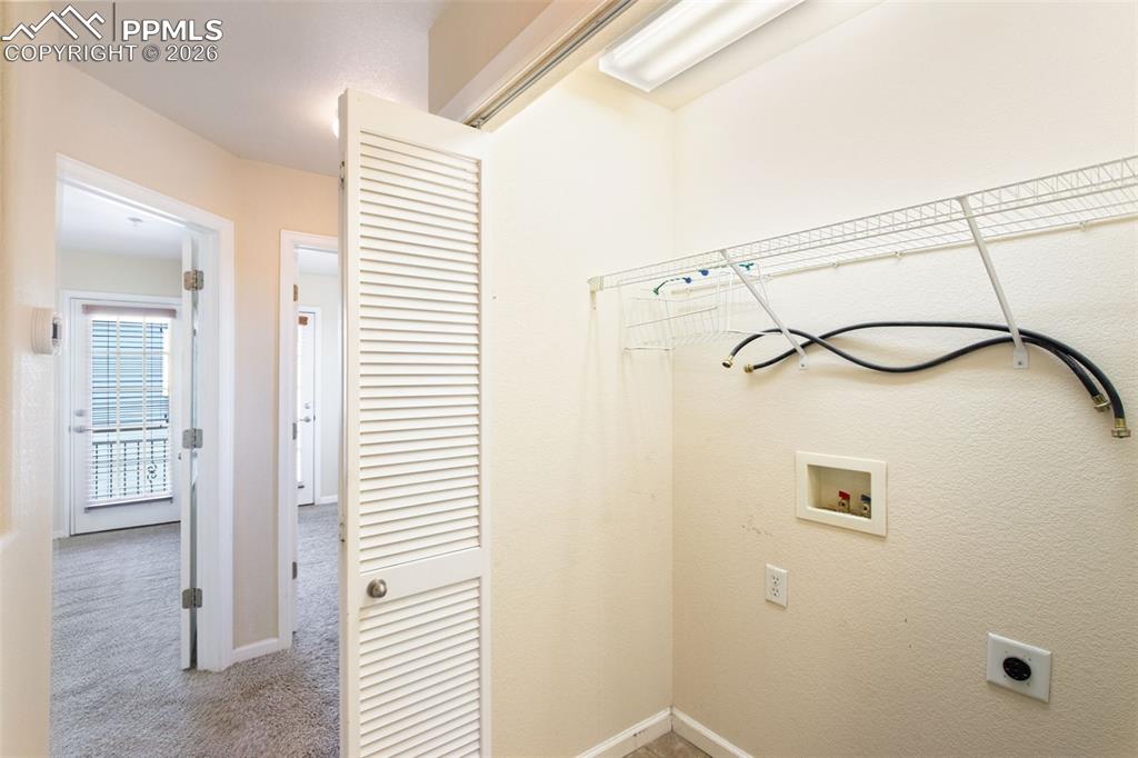 Image 29 of 34: Laundry