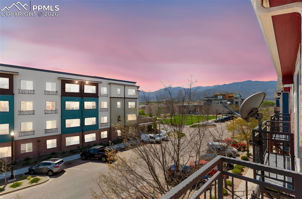 Image 31 of 34: Virtual balcony from day to night