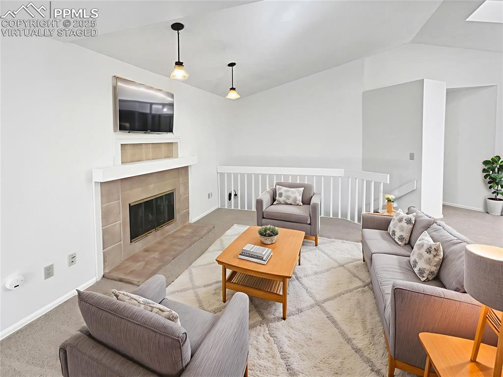 Image 2 of 31: Virtually Staged