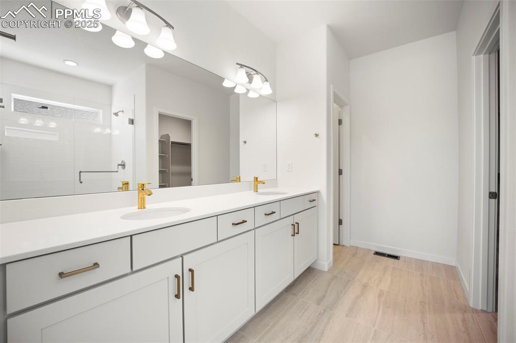 Image 15 of 50: Master Bathroom