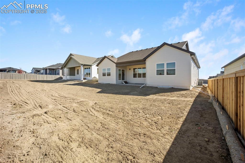 Image 44 of 50: Back of Structure