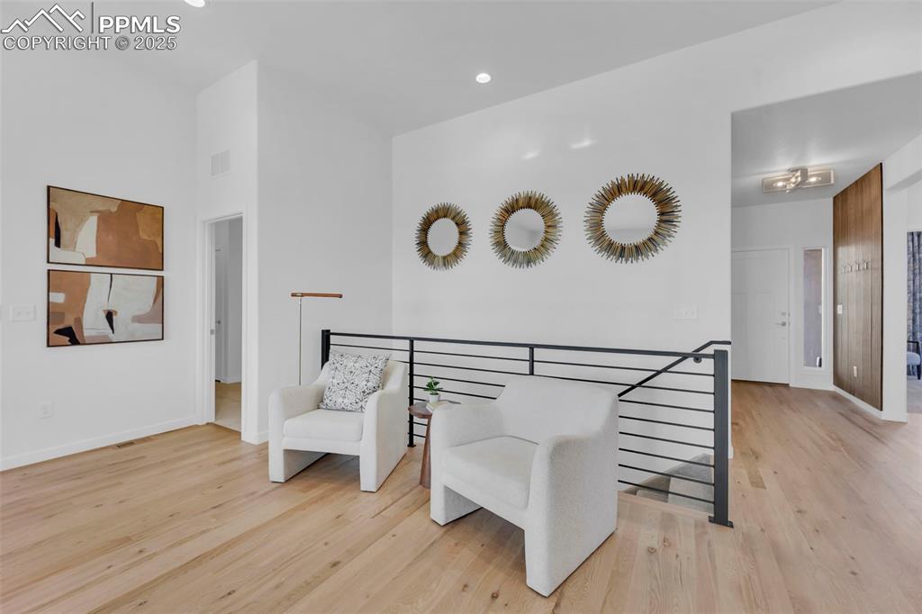 Image 7 of 9: Sitting area in Great Room