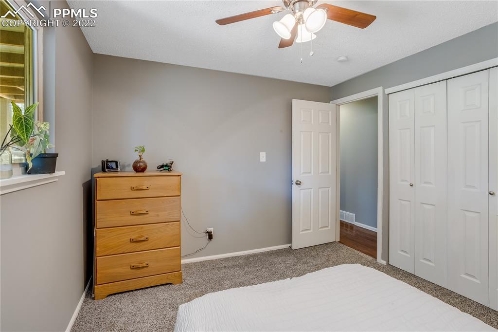 Listing 7476266, Image 11 of 34