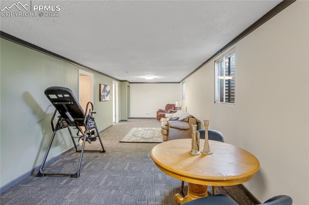 Listing 7476266, Image 15 of 34