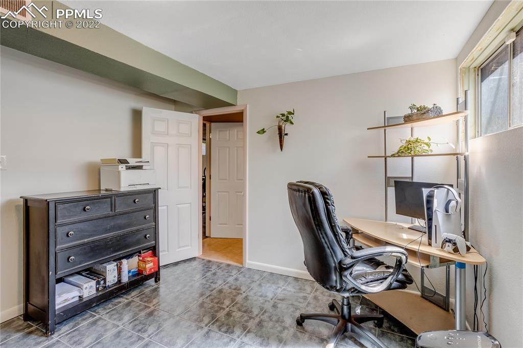Listing 7476266, Image 18 of 34