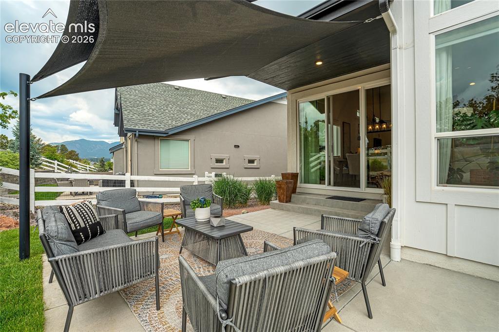 Image 37 of 50: Patio