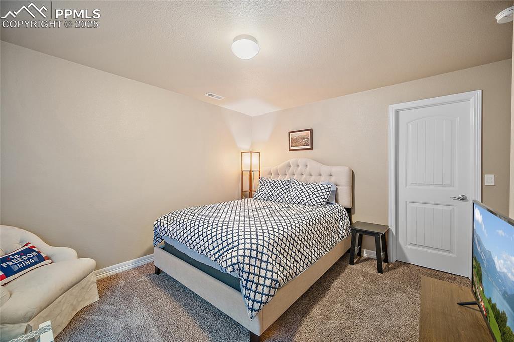 Image 32 of 41: basement