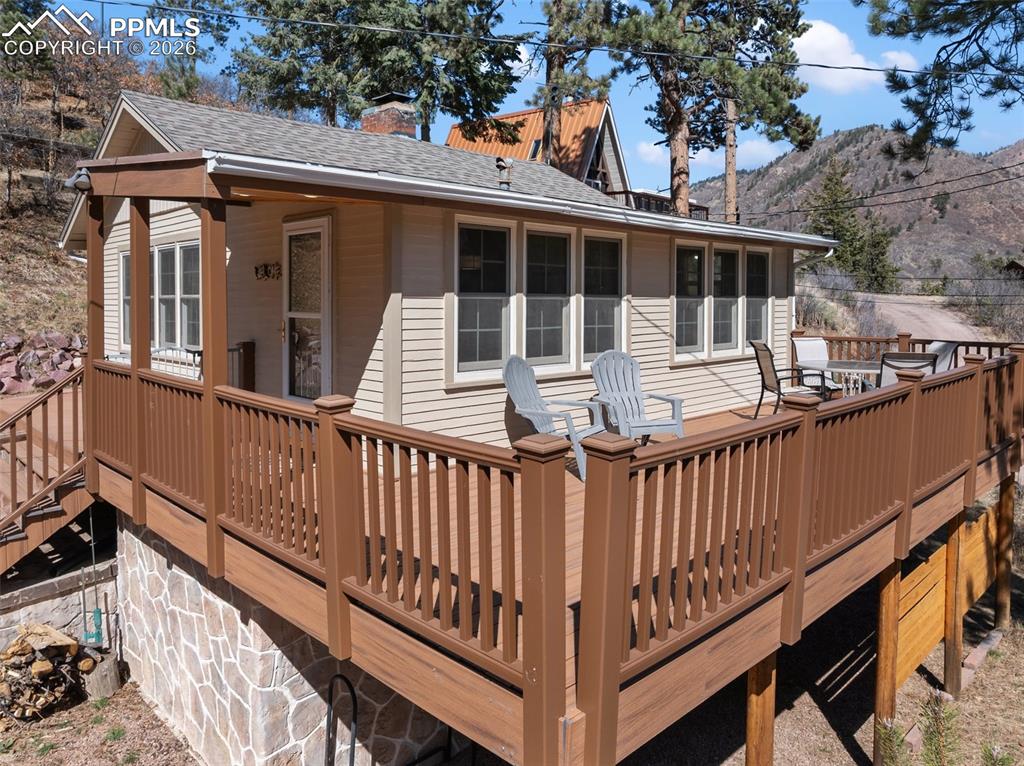 Image 43 of 46: Ariel