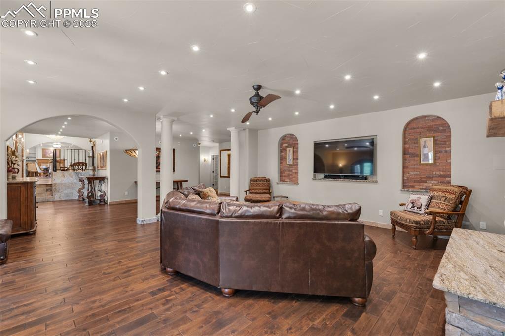 Image 13 of 49: Living Room