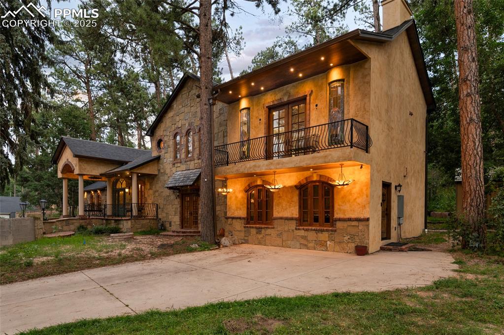 Image 3 of 49: Front of Structure